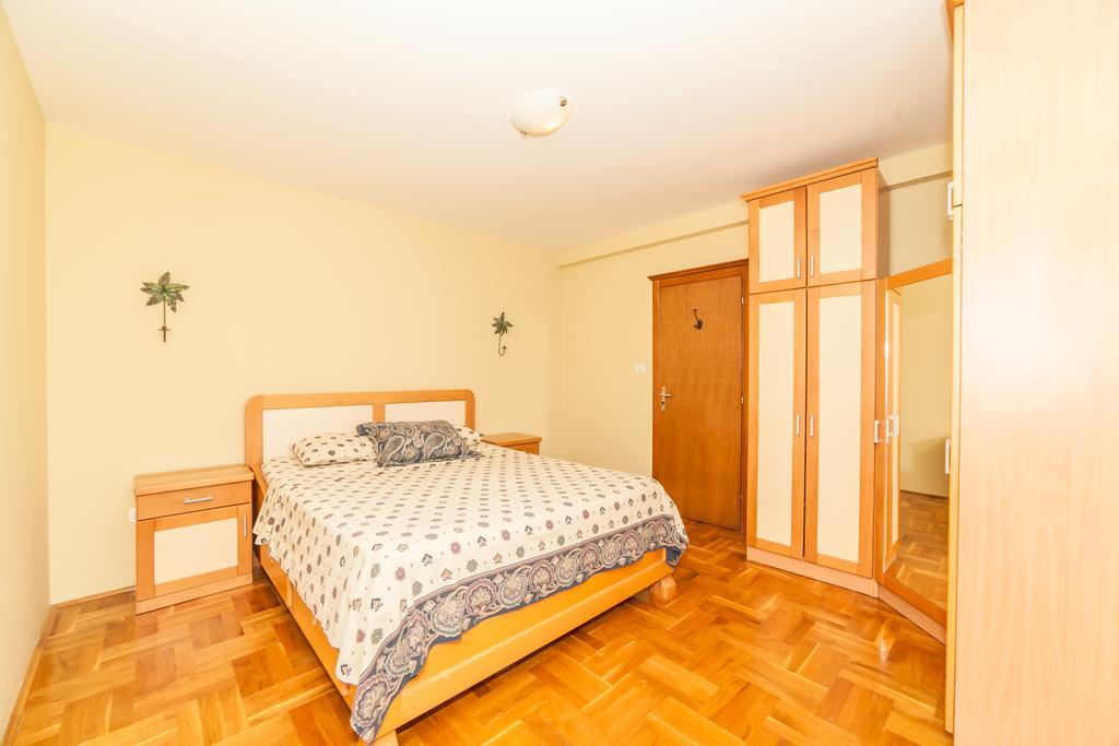 Slovenska Plaza * Budva