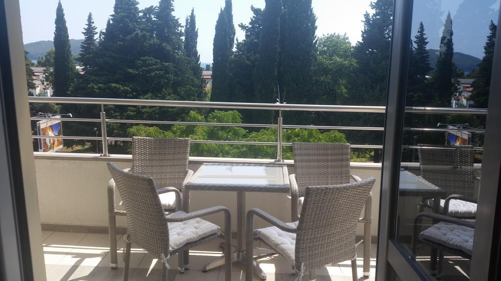 Slovenska Plaza * Budva