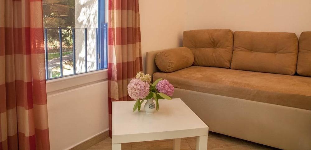 Slovenska Plaza Apartment
